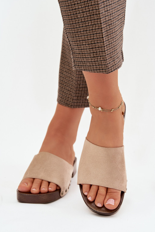 Moteriškos šlepetės su plačiais kulniukais Ze aukso spalvosmi Smeigės smėlio spalvos Girella