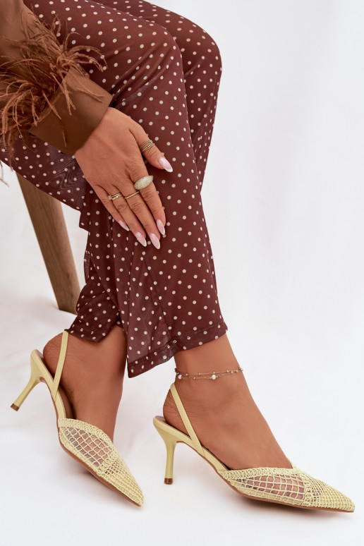 basutės su ažūro elementais su plonais kulniukais geltonos spalvos Hanelis