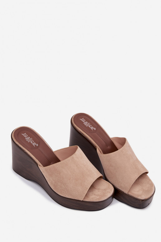 Moteriškos šlepetės Ant platformos smėlio spalvos Ravelia