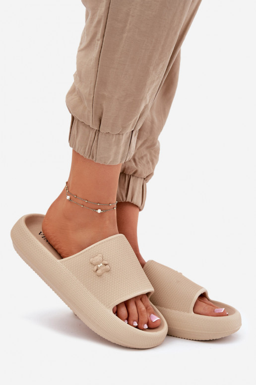 Lengvos šlepetės Moteriškos šlepetės su platforma Su Meškiuku Vinceza 75210 smėlio spalvos