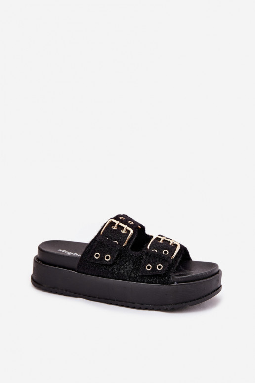 Moteriškos šlepetės Ze aukso spalvosmi su sagtimismi su platforma juodos spalvos Virvania