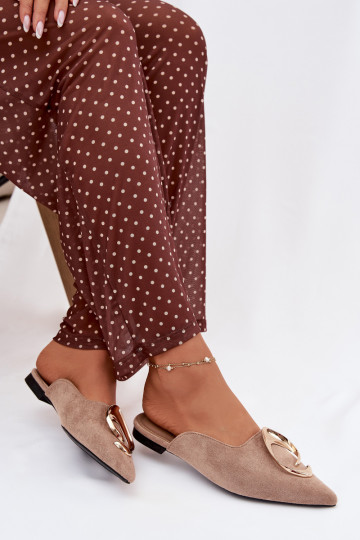 Moteriškos smėlio spalvos šlepetės „Mule" su puošniomis aukso spalvos detalėmis Galvella