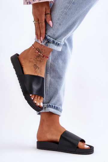 Klasikinio modelio Moteriškas Šlepetės juodos spalvos Rolien 2