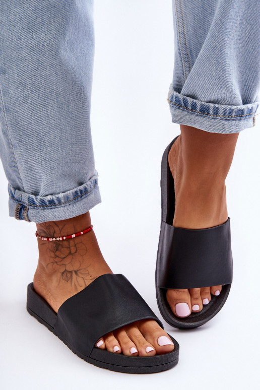 Klasikinio modelio Moteriškas Šlepetės juodos spalvos Rolien