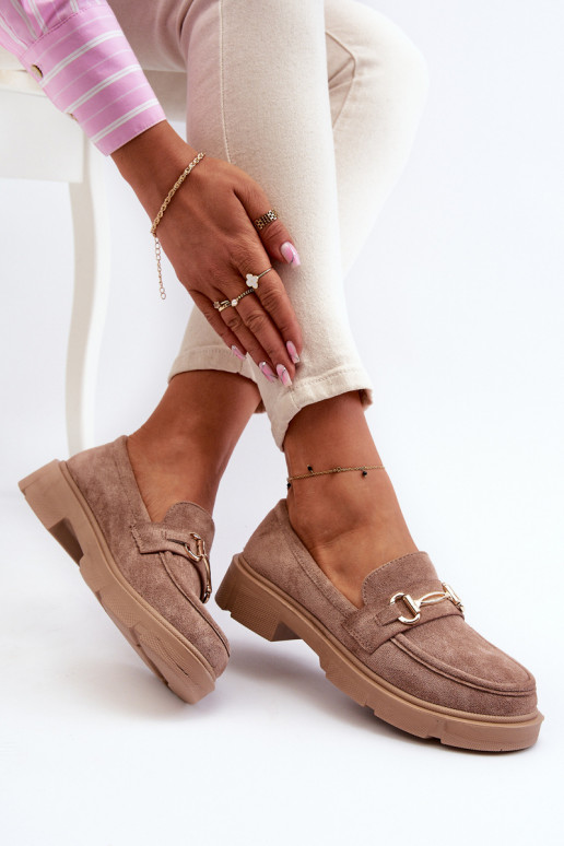 moteriški mokasinai su aukso spalvos detalėmis iš eko zomšosoĮe rudos spalvos Lighas