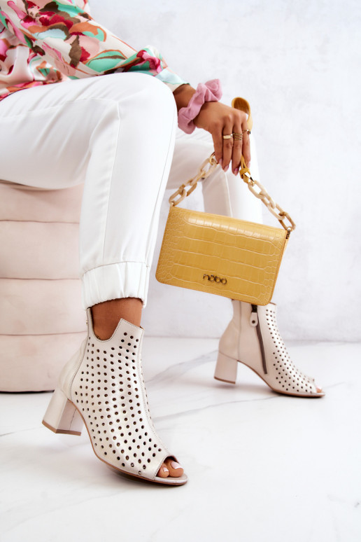 Oda Ažūriniai aulinukai Tai turiciejka 05420-04 smėlio spalvos