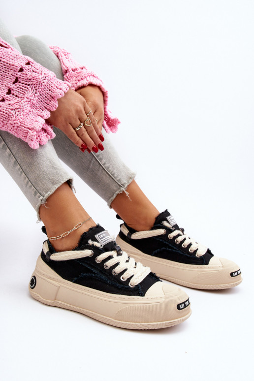 Moteriškas Sneakers modelio batai GOE NN2N4061 juodos spalvos