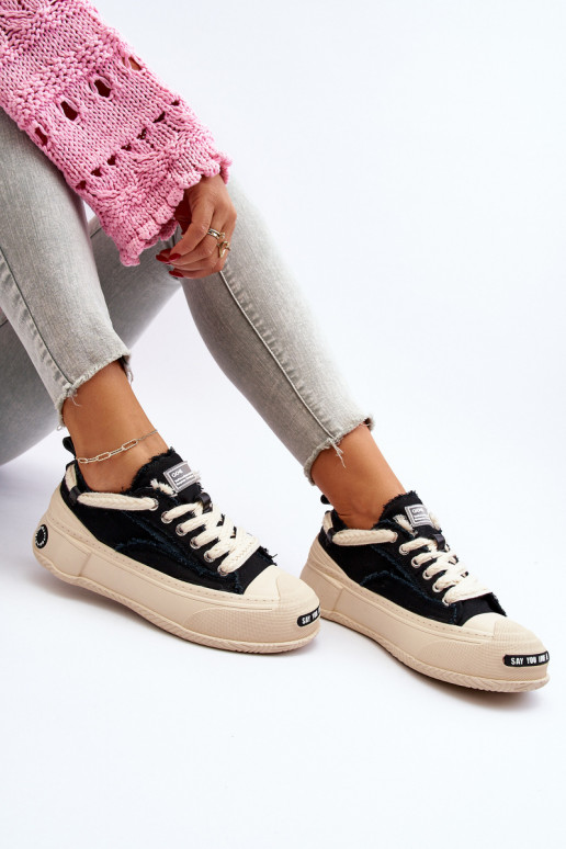 Moteriškas Sneakers modelio batai GOE NN2N4061 juodos spalvos