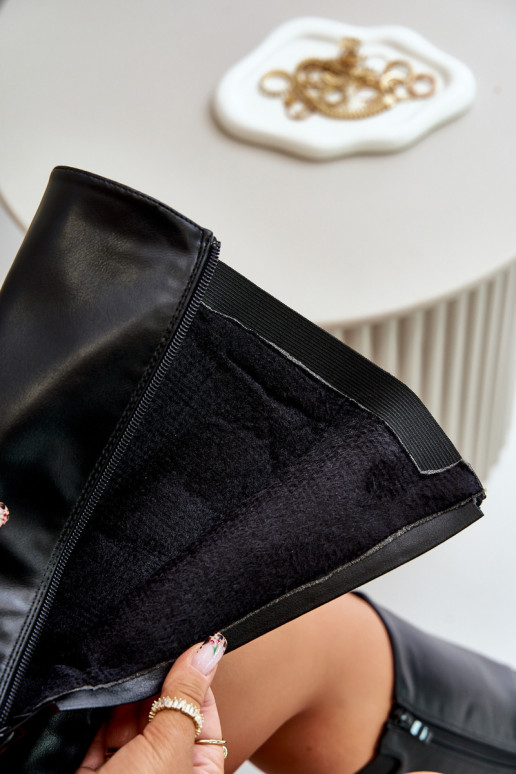 Moteriškas pašiltinti ilgaauliai batai su plačiais kulniukais su aukso spalvos sagtimis juodos spalvos Arsisna