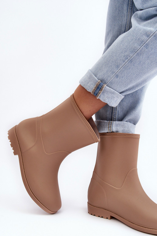 Klasikinio modelio Moteriškas Įsispiriamo modelio Guminiai batai smėlio spalvos Solihia