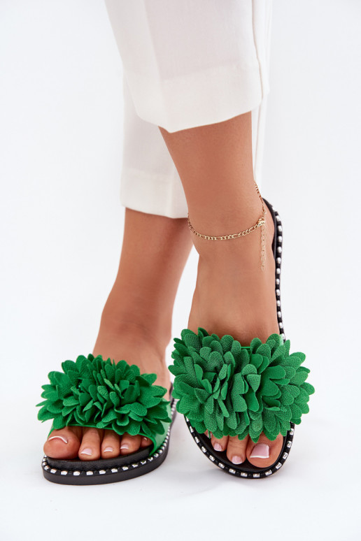 Moteriškos šlepetės Ozdobione su gėlių motyvaisami žalios spalvos Cellanen