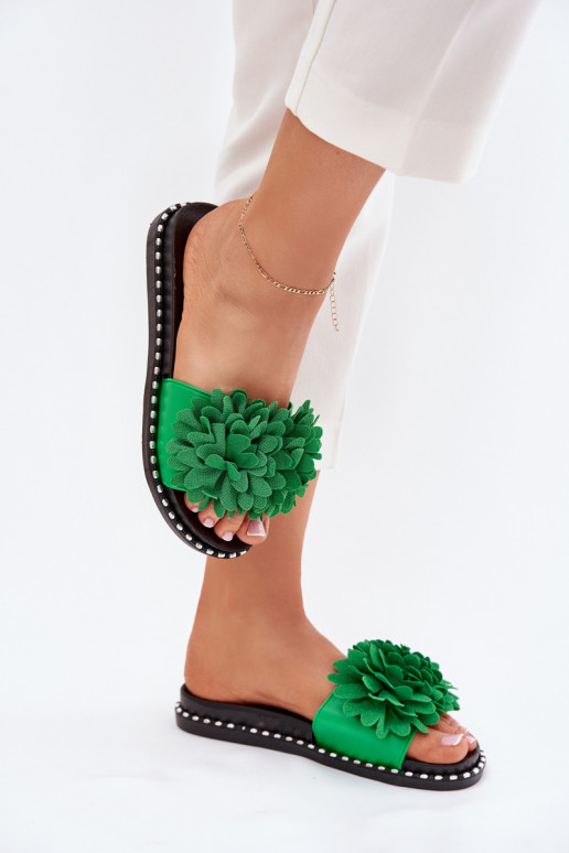 Moteriškos šlepetės Ozdobione su gėlių motyvaisami žalios spalvos Cellanen