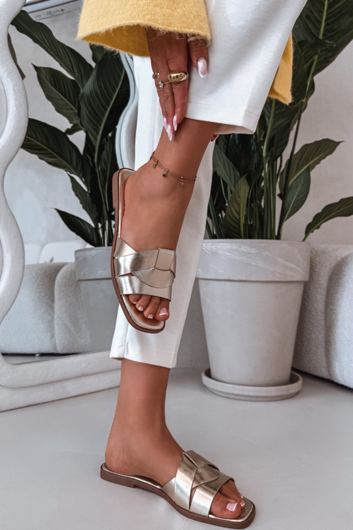 Šlepetės Moteriškas butas su juostelėmis aukso spalvos Tai turirissae