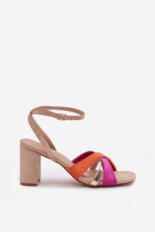 Moteriškos aukštakulnės basutės su juostelėmis iš eko zomšosoĮe smėlio spalvos Karilora