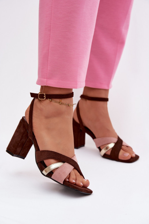 Moteriškos aukštakulnės basutės su juostelėmis iš eko zomšosoĮe CzekoladoĮe Karilora