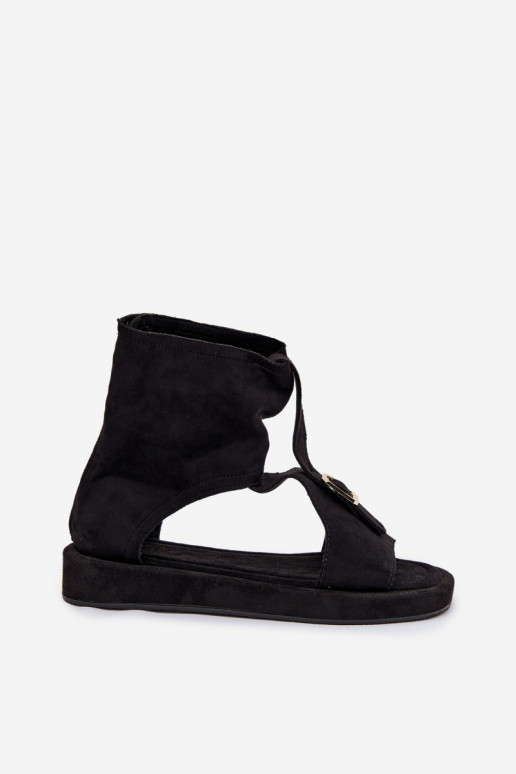 Moteriškos basutės su auliuku juodos spalvos Coralya