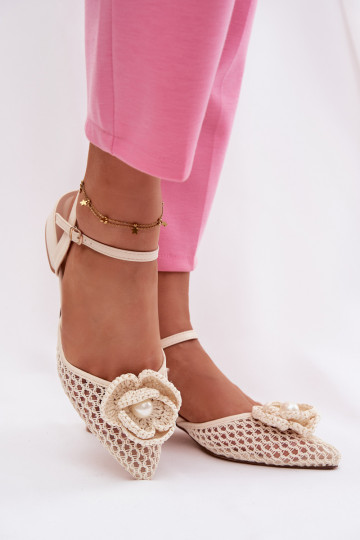 Moteriškos basutės Klocke Su puošniais Detalem dramblio kaulo spalvos Vionessa