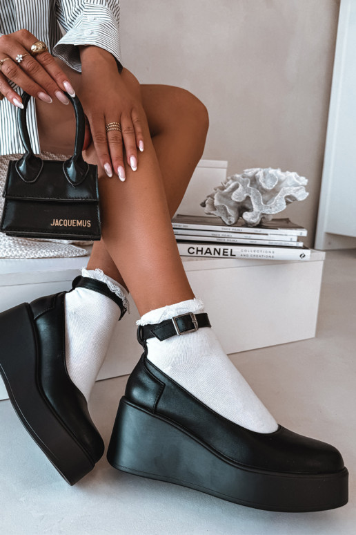 batai Moteriškas Ant platformos su dirželiais juodos spalvos Belvissa