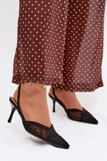 Juodos spalvos „Hanelis" basutės su ažūro elementais ir plonais kulniukais
