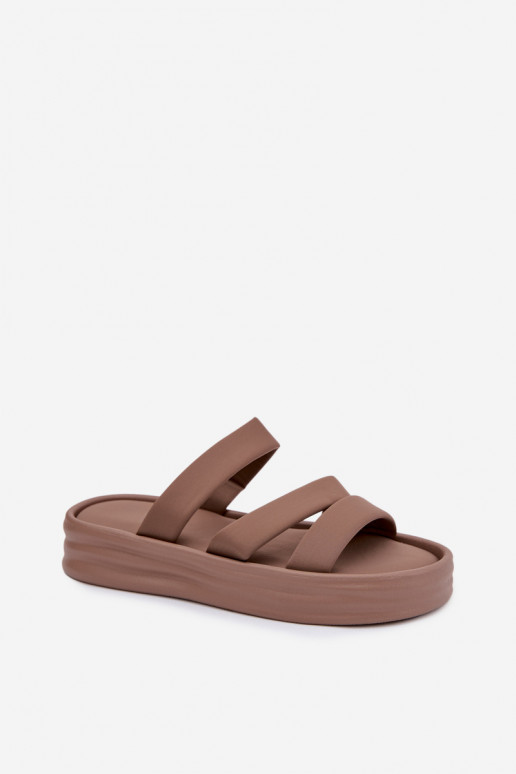  Moteriškos šlepetės su platforma su juostelėmis chaki spalvos Liorine