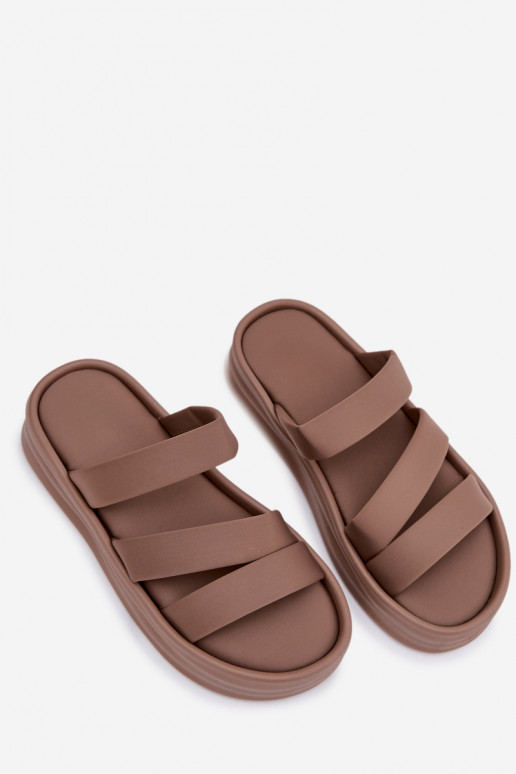  Moteriškos šlepetės su platforma su juostelėmis chaki spalvos Liorine