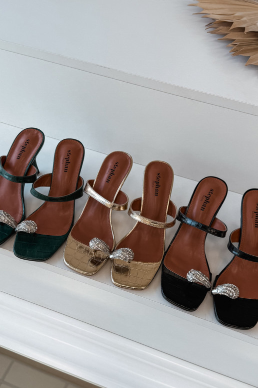 Moteriškos šlepetės su plonais kulniukais Su puošniais Detalem aukso spalvos Lorissa