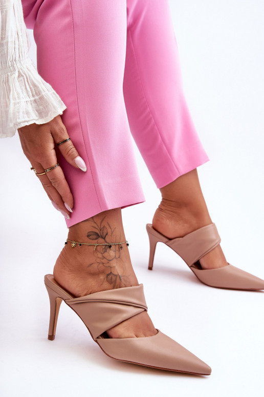 Odinės šlepetės su plonais kulniukais smėlio spalvos Aveline