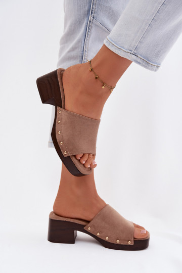 Moteriškos šlepetės Klocke Ze aukso spalvosmi Smeigės smėlio spalvos Davessa