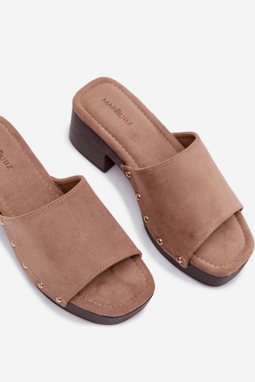 Moteriškos šlepetės Klocke Ze aukso spalvosmi Smeigės smėlio spalvos Davessa