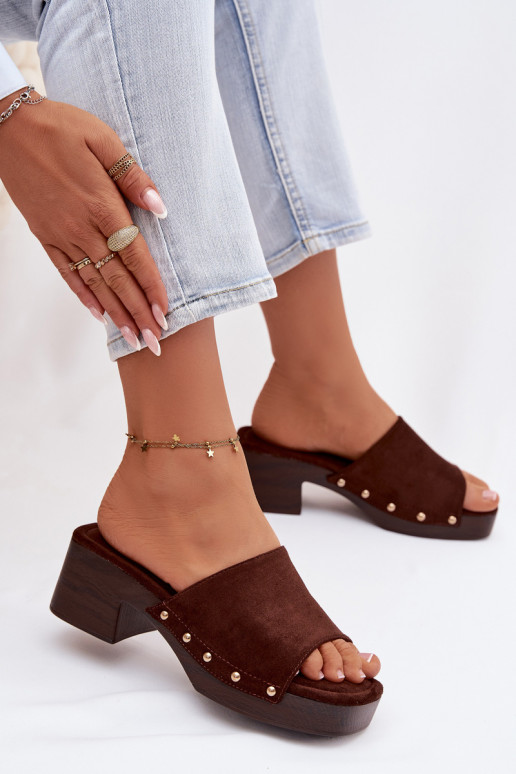 Moteriškos šlepetės Klocke Ze aukso spalvosmi Smeigės CzekoladoĮe Davessa