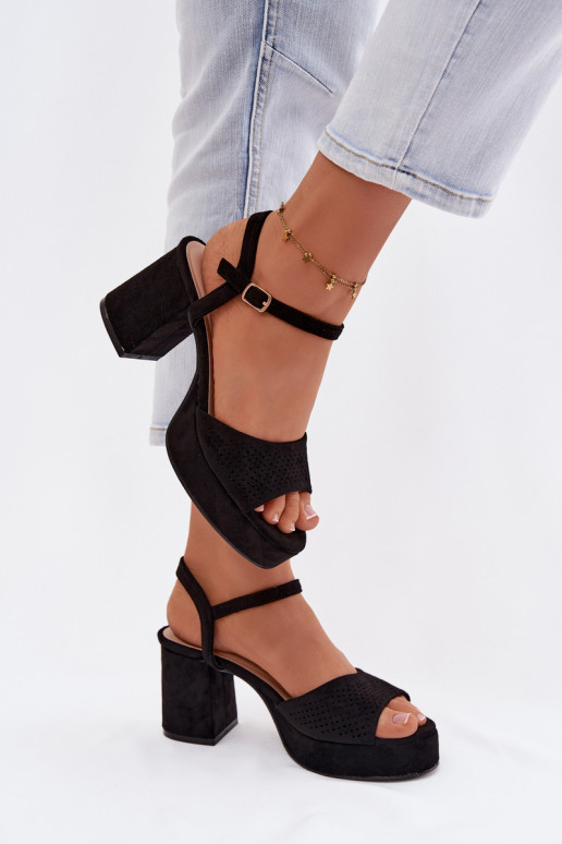 Moteriškos aukštakulnės basutėssuiš eko zomšosu juodos spalvos Iserelle