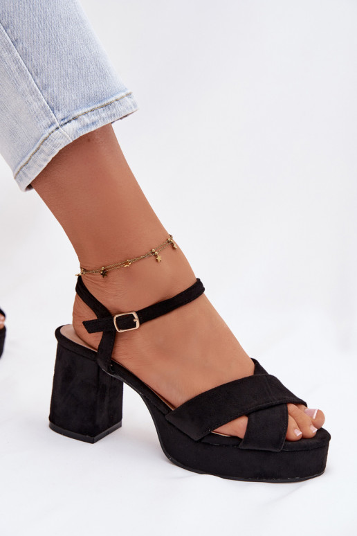 Moteriškos aukštakulnės basutės juodos spalvos Janelia