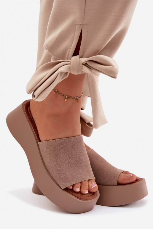 Moteriškos šlepetės su platforma smėlio spalvos Liorisse