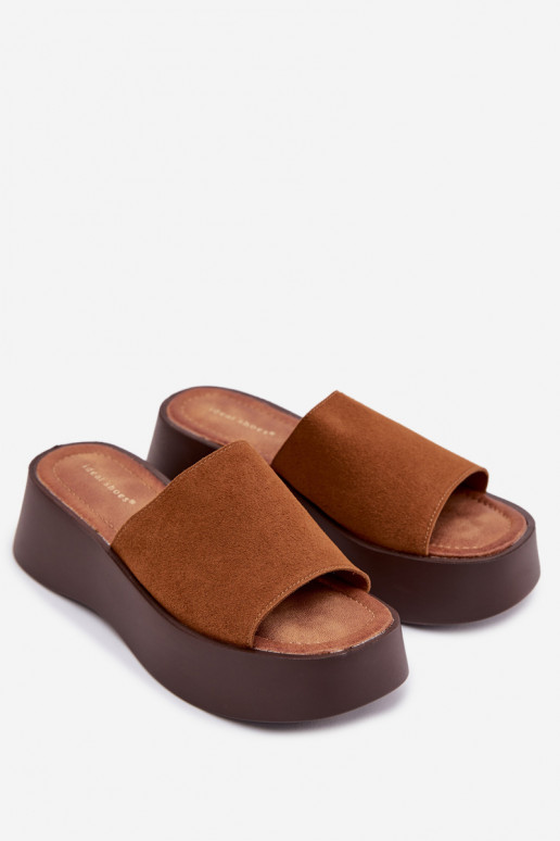 Moteriškos šlepetės su platforma rudos spalvos Liorisse