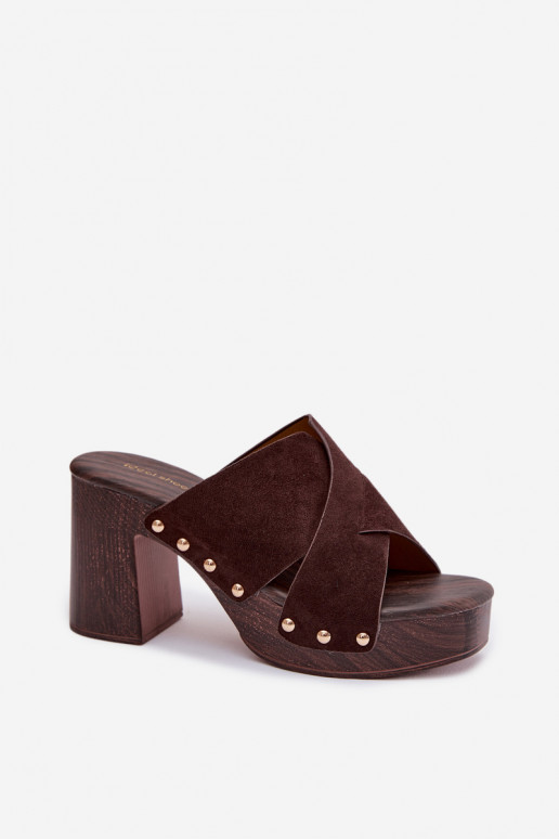 Moteriškos šlepetės su kulniukais Ze aukso spalvosmi Smeigės CzekoladoĮe Nerelle