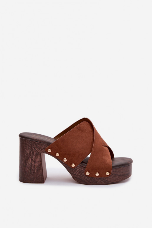 Moteriškos šlepetės su kulniukais Ze aukso spalvosmi Smeigės rudos spalvos Nerelle