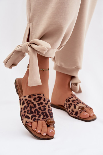 Šlepetės Moteriškas butas Su puošniais Detalem iš eko zomšosoĮe su leopardo kailio raštais Selavine