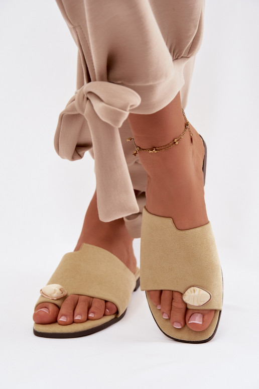 Šlepetės Moteriškas butas Su puošniais Detalem iš eko zomšosoĮe geltonos spalvos Selavine