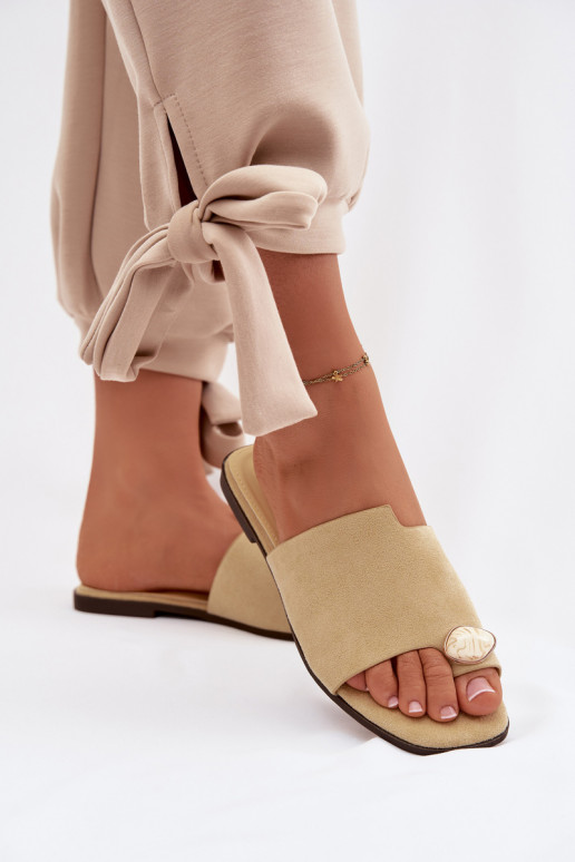 Šlepetės Moteriškas butas Su puošniais Detalem iš eko zomšosoĮe geltonos spalvos Selavine