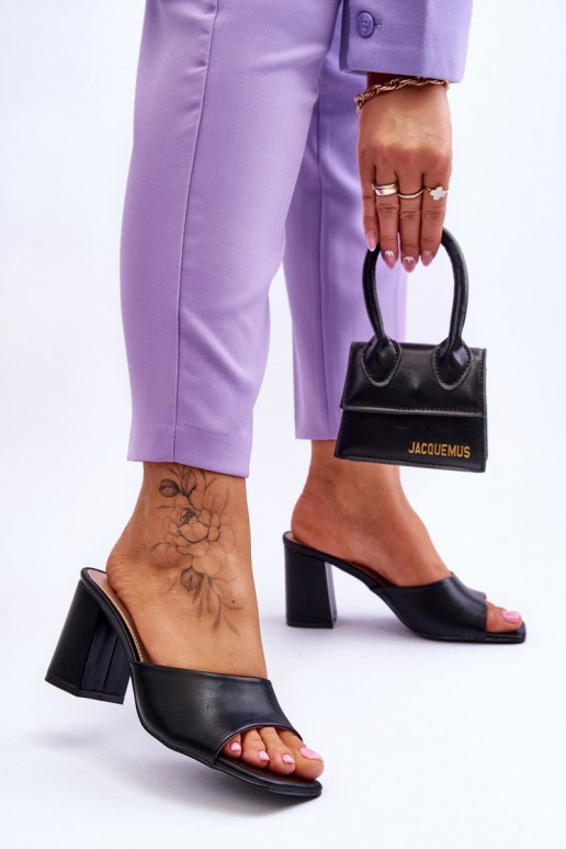 Moteriškas Oda Klasikinio modelio Šlepetės juodos spalvos Loara