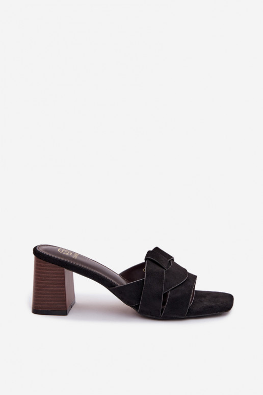 Moteriškos šlepetės su kulniukais ir juostelėmis iš dirbtinio zomšo, juodos spalvos, Corivelle