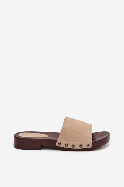 Moteriškos šlepetės su kniedėmis su plačiais kulniukais smėlio spalvos Amelvessa