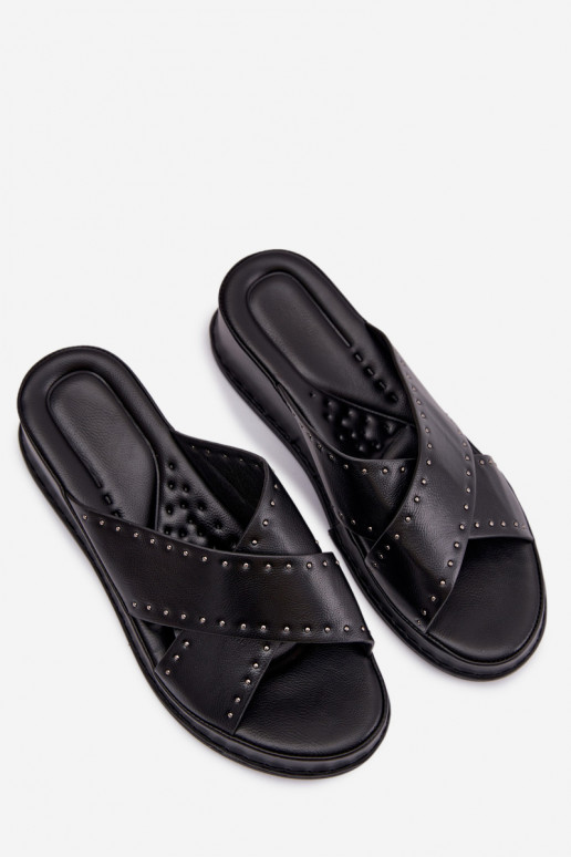 Dekoruotos Moteriškos šlepetės Ant platformos iš eko odos juodos spalvos Calorissa