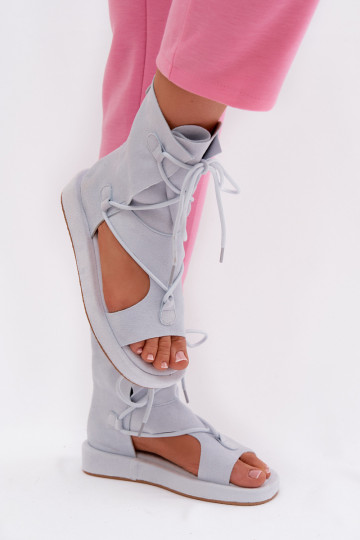 Moteriškos basutės iš eko zomšosoĮe su auliuku I INiązaniem šviesiai mėlynos spalvos Ferlisse