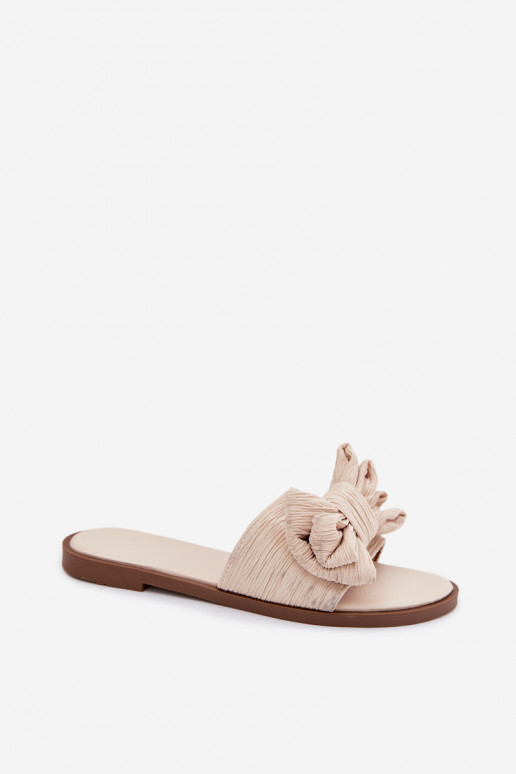 Moteriškos šlepetės su plačiais kulniukais ir kaspinais smėlio spalvos Amivelle