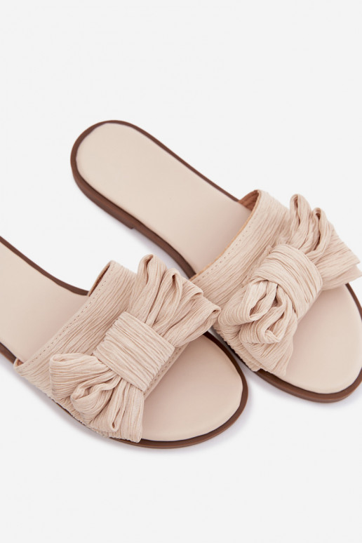 Moteriškos šlepetės su plačiais kulniukais ir kaspinais smėlio spalvos Amivelle