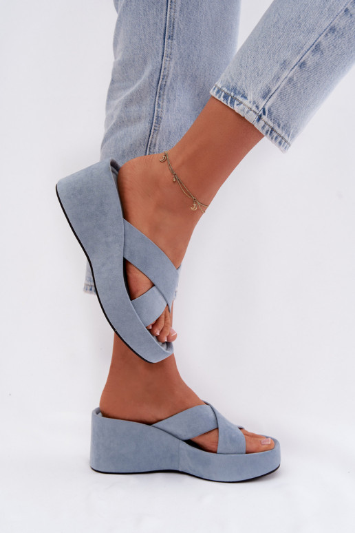 Moteriškos šlepetės Ant platformossuiš eko zomšosu mėlynos spalvos Calorine