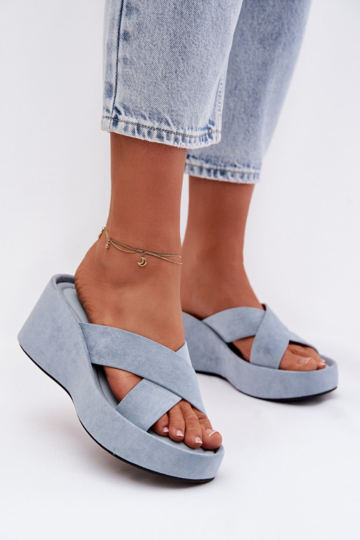 Moteriškos šlepetės Ant platformossuiš eko zomšosu mėlynos spalvos Calorine