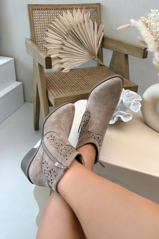 Ažūriniai aulinukai Moteriškas su plačiais kulniukais S.Barski HY61-8026 smėlio spalvos