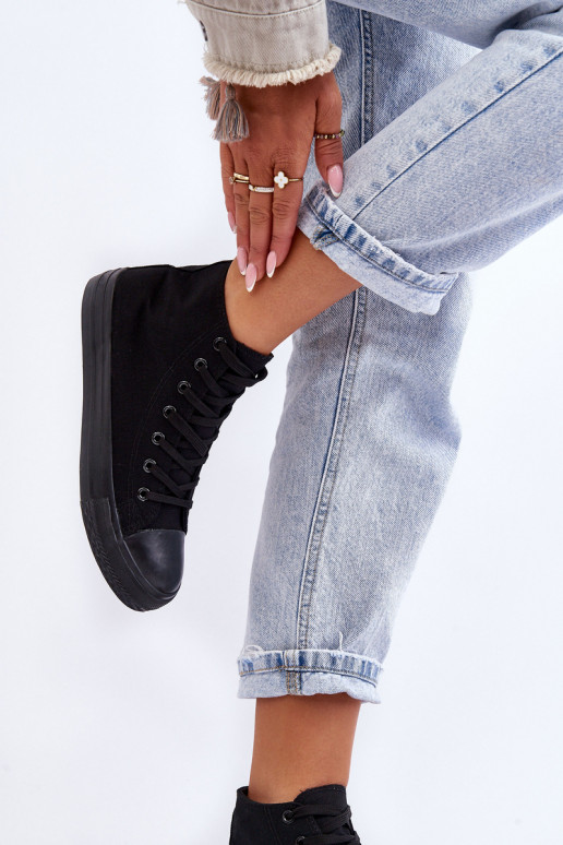 Laisvalaikio bateliai juodos spalvos Socerio